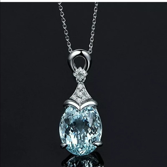 *Silver Blue Topaz Diamond Water Drop Necklace - Picture 6 of 7